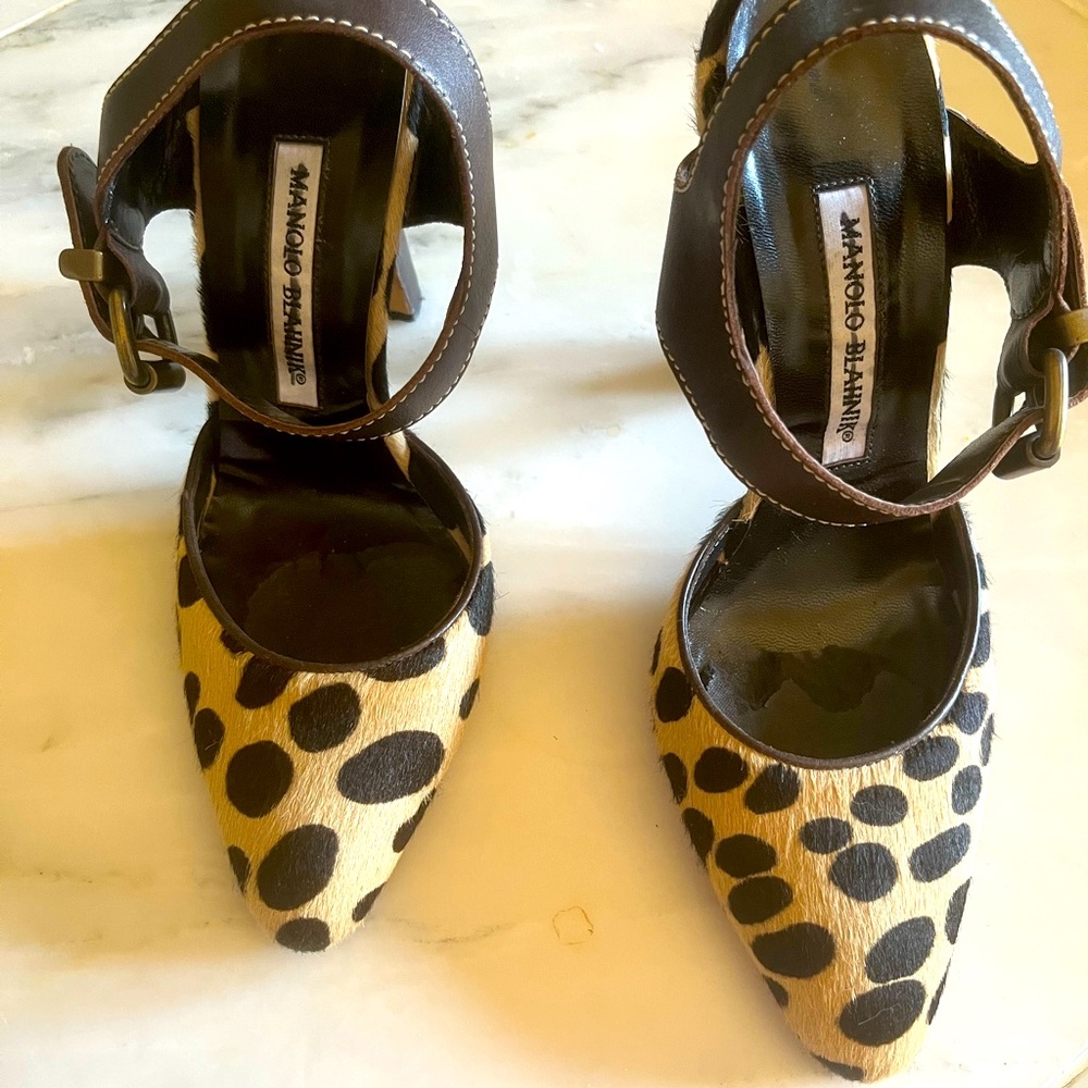 Manolo Blanik  Heels Leopard etched hide. Size 7 perfect